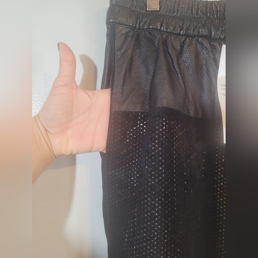 Parker brand pants, black, with mesh design and leather on the top. Joggers. - Picture 8 of 13